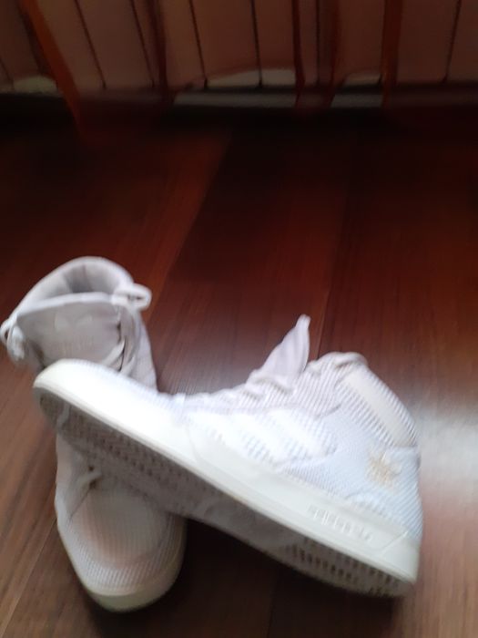 Ghete Adidas -albe pentru baieti