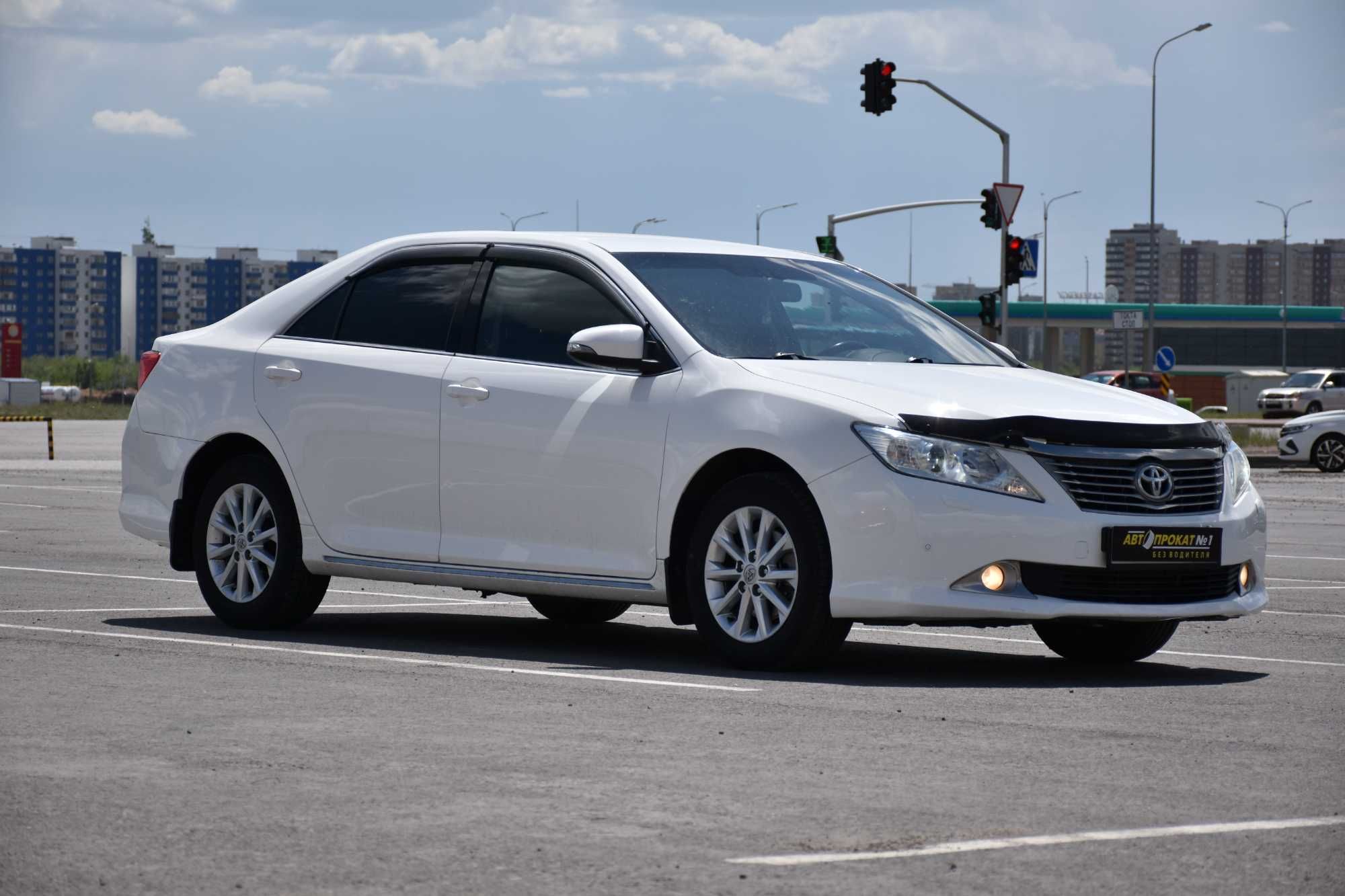 Toyota Camry 50. БЕЗ ВОДИТЕЛЯ. Прокат авто. Аренда авто. Прокат машин. - Аренда  авто Караганда на Olx