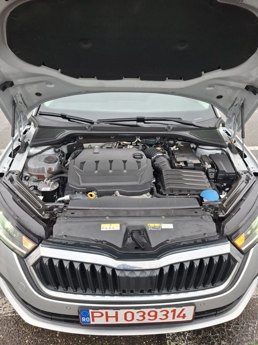 SKODA Octavia 2022 — imagine 4