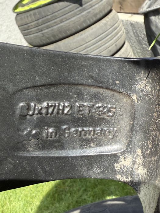 Roti de iarna 225/50/17 (BMW)