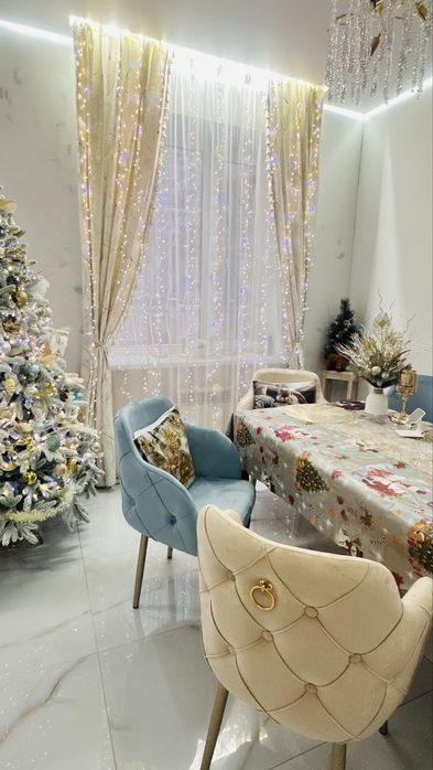 Прекрасные новые стулья!