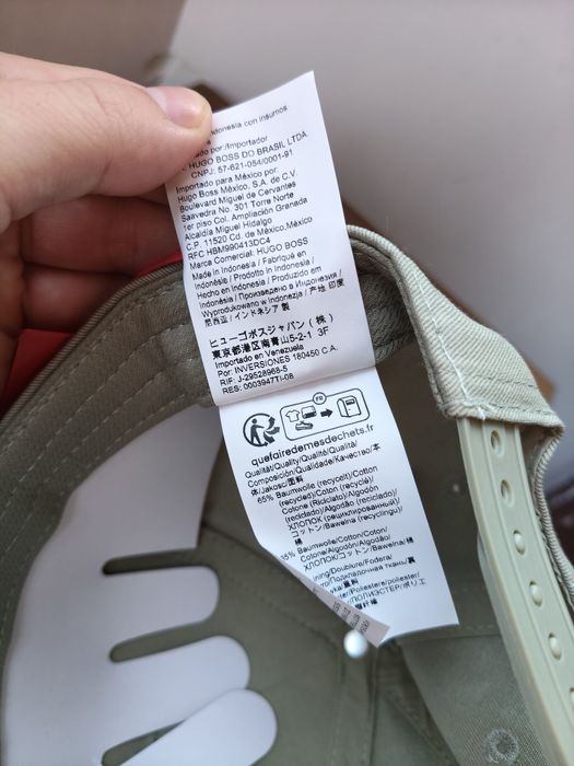 Hugo șapcă unisex verde deschis cu logo roșu mărime OS noua originala