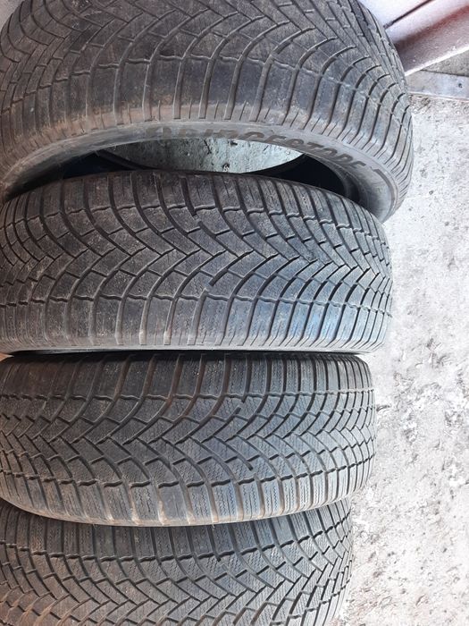 Продам шины. 235/55/20 бриджестон
