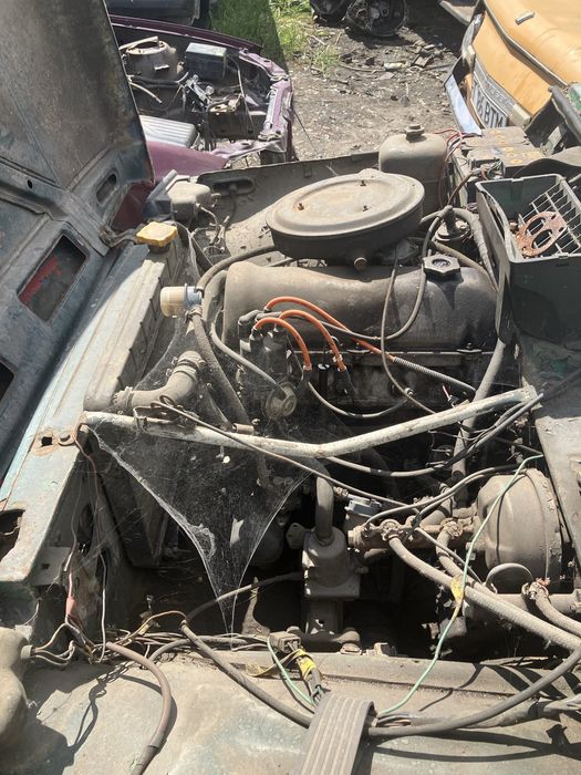 Продам ниву в полный разбор