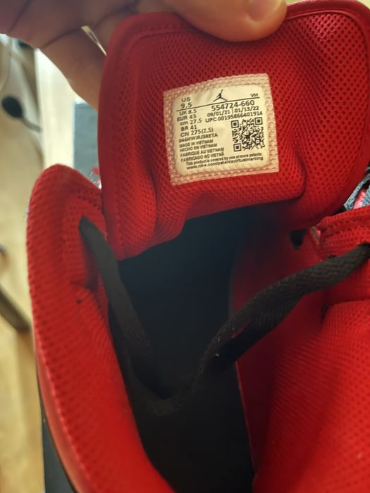 Jordan 1 Mid Reverse Bred