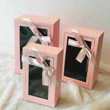 Подарочные коробки