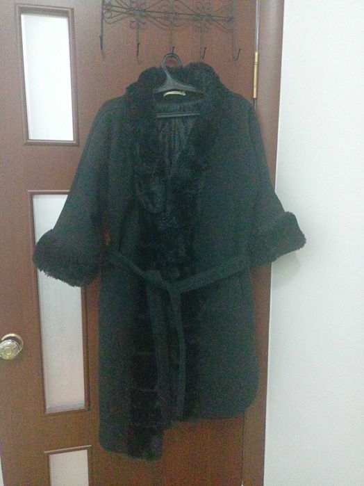 Парку б/у. Дубленка  новая продам