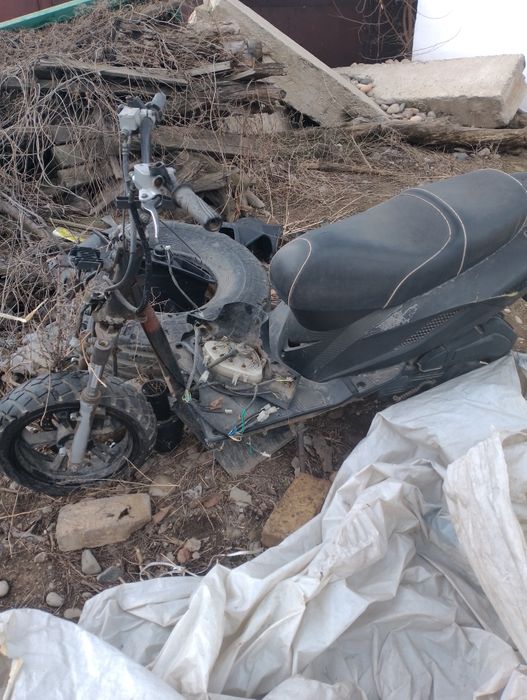 Продам скутер цена договорная