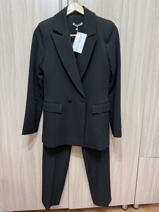 Костюм брючный деловой