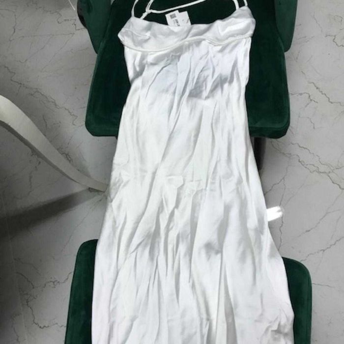 Zara rochie alba satin corset midi tiktok viral noua cut out spate gol