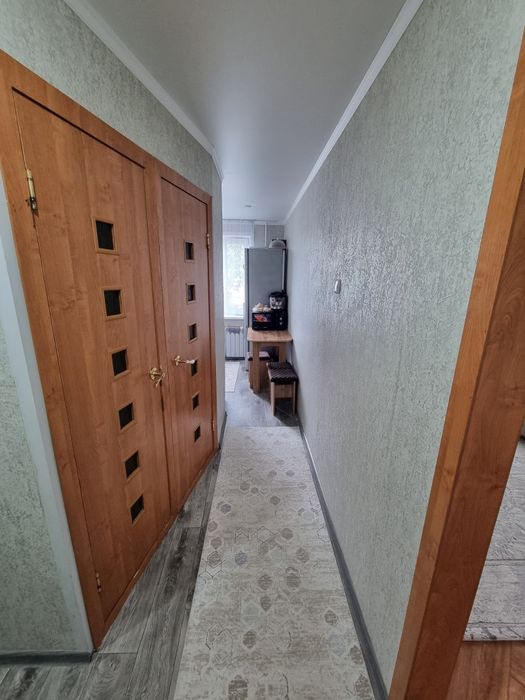 Продаётся двух комнатная квартира