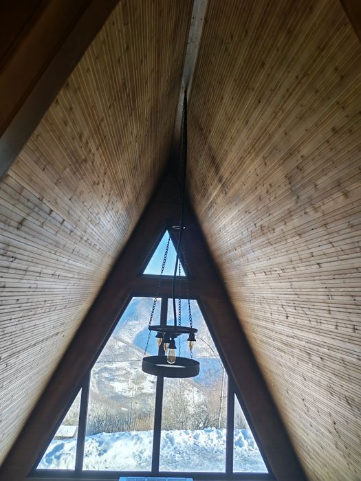 Cabana A frame cu jacuzzi in Mărișel