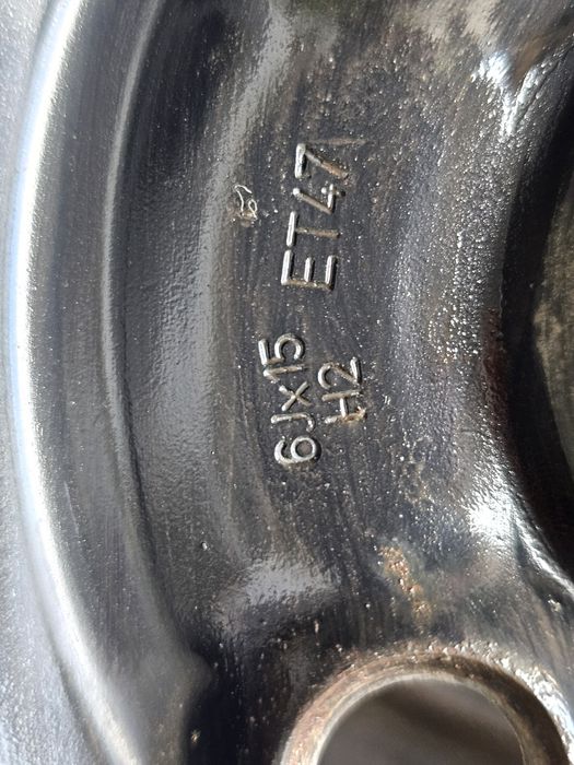 4бр Летни гуми 195 65 15 с джанти за VW 5 112x 15 пелфектни