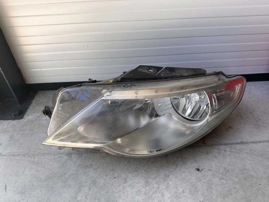 Far stanga dreapta halogen VW Passat CC