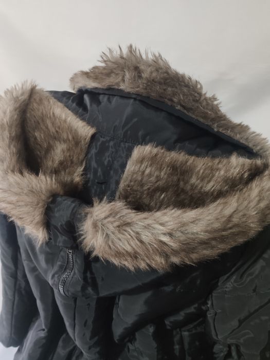 Geacă de damă cu glugă