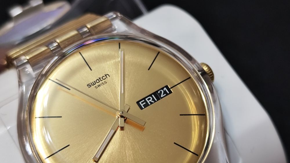 Swatch Golden Rebel / Ретро Часовник / Swiss Made