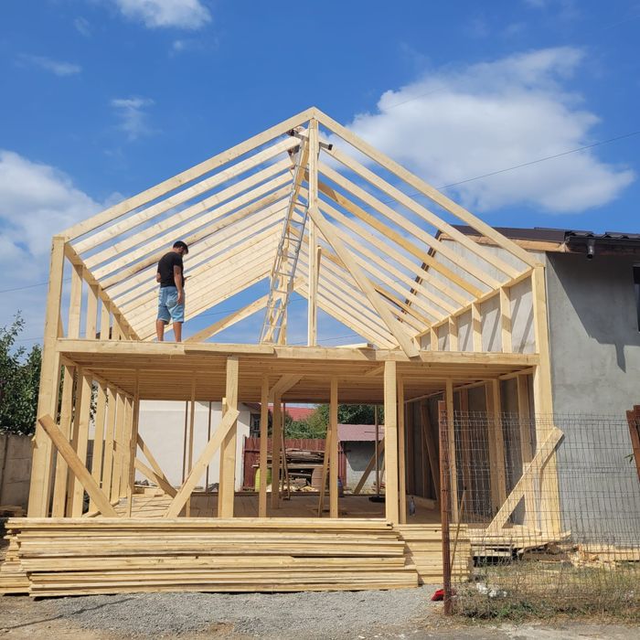 Case modulare din lemn sau structuri metalice din tevi si profile