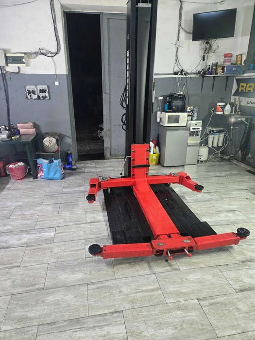 Elevator mobil 2 tone