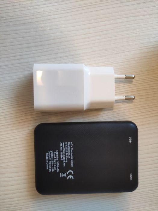 Power bank ultraușor,ideal Drumetii, Doar 100 Grame.Trimit in tara!