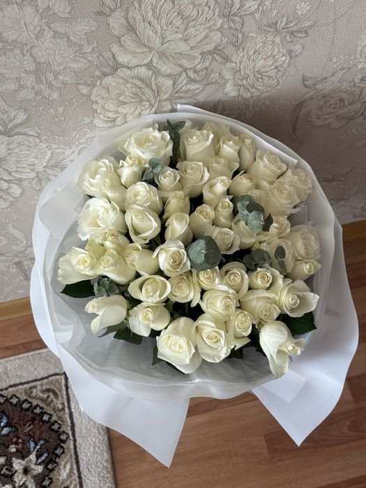 Букет белые розы Каскелен