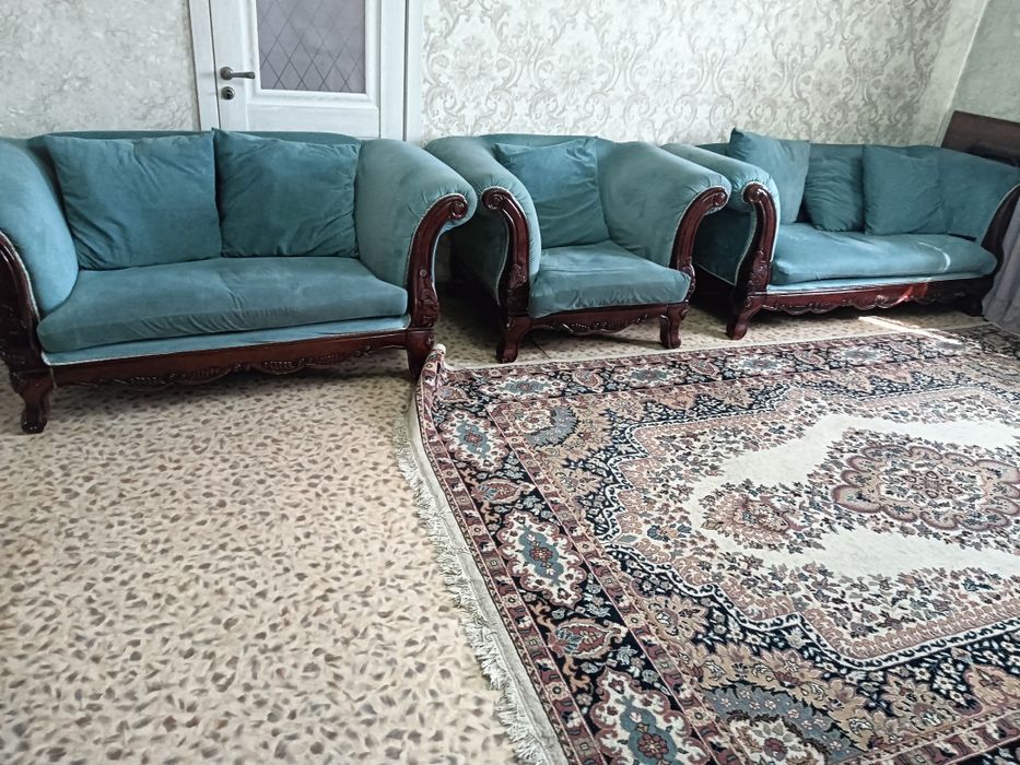 Продаются диваны