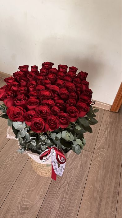 51 штук роза сатылады