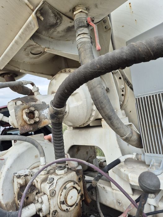 Автобетонносмеситель камаз