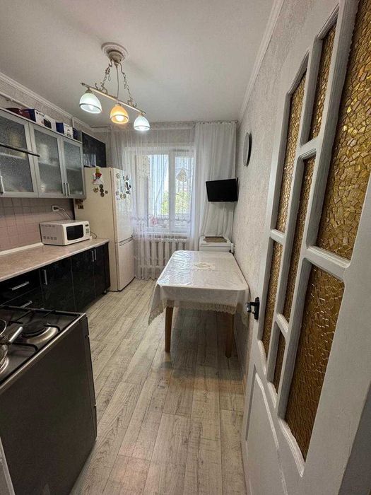 Продается 3 комн кв Канай би, 40