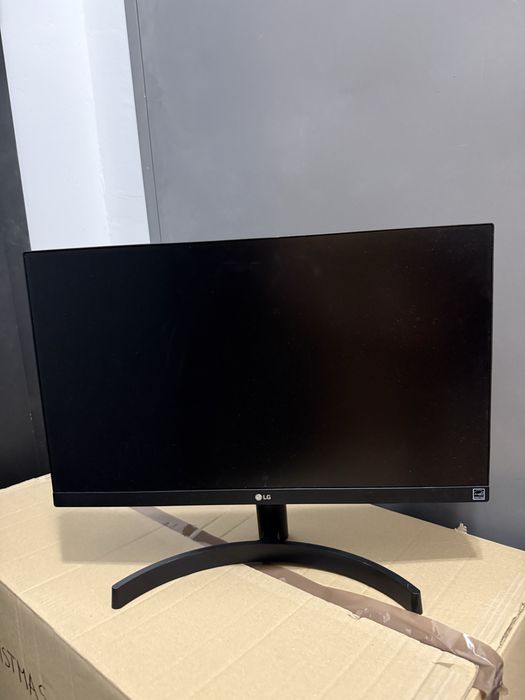 Монитор LG 21.5 инча IPS LED матрица