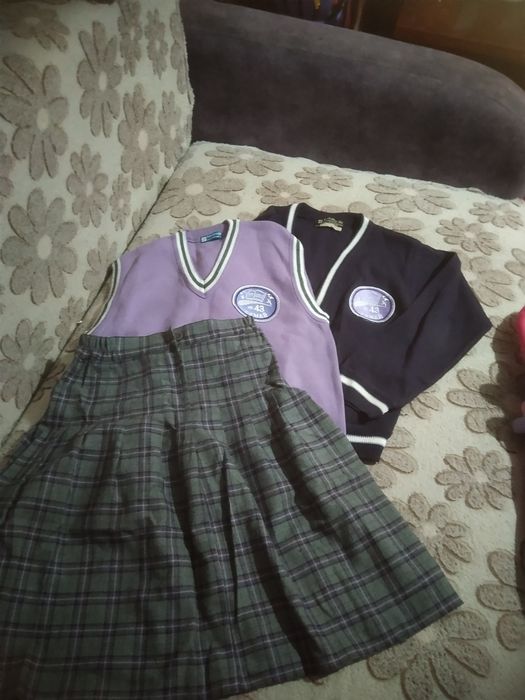 Продам школьную форму 43 школы