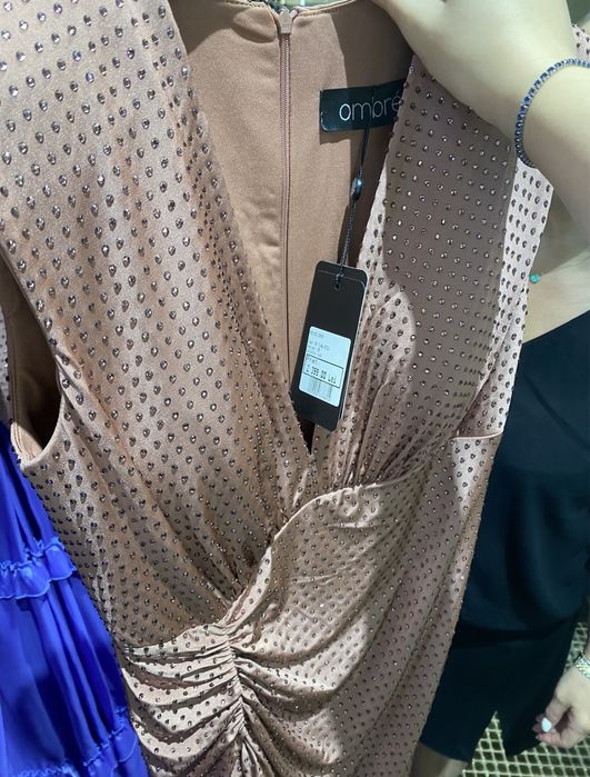 Rochie ocazie cu pietricele