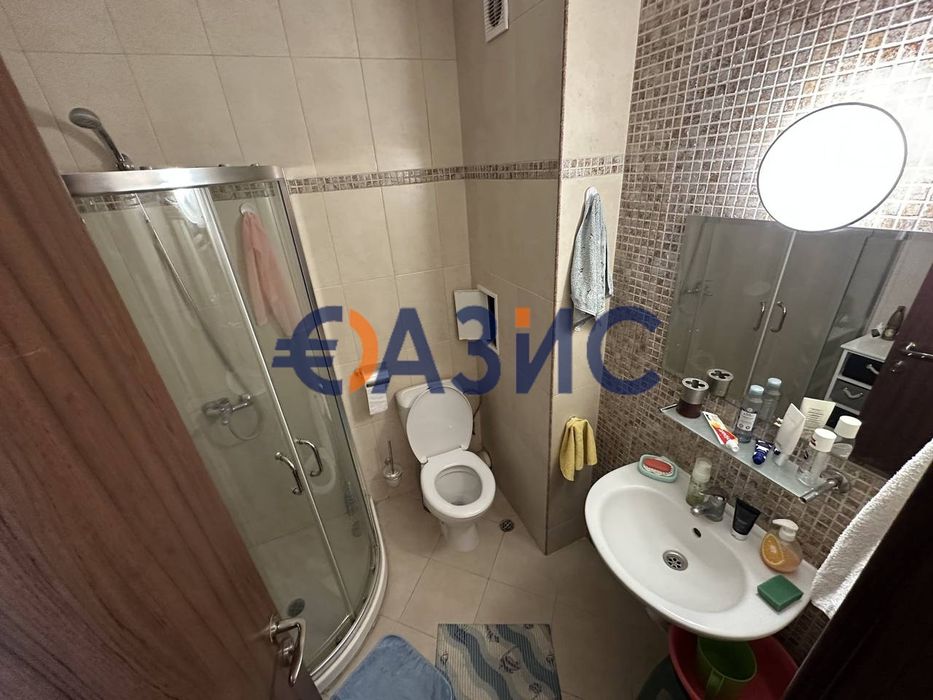 Продава се Двустаен апартамент в к.к. Слънчев бряг - 60 кв.м за 1584 €/кв.м - Снимка #1