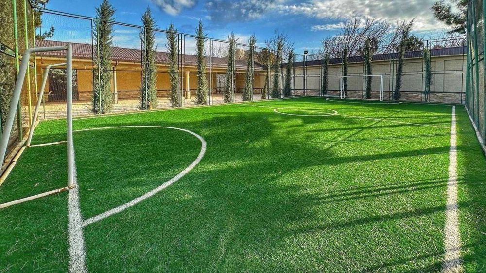 Продаётся Огромная Дача.