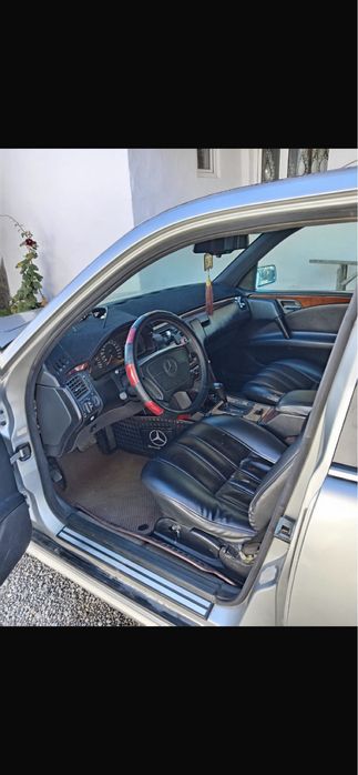 Продам мерседес е280