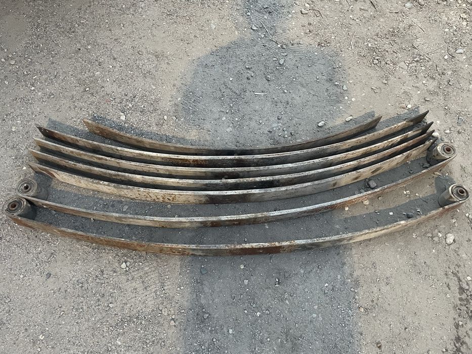 Продам. Рессоры б/у. Газель.