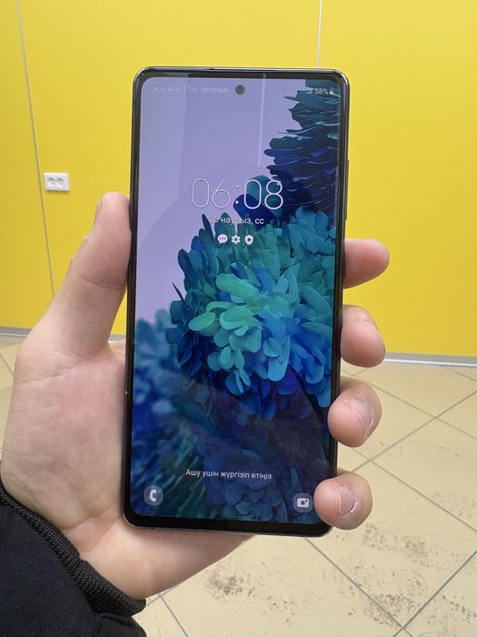 samsung s20 fe телефон