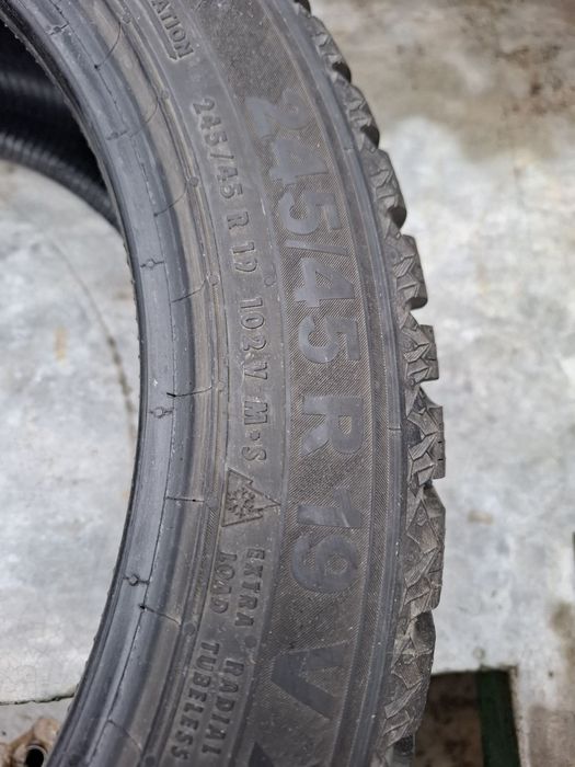 Гума Semperit 245 45 19