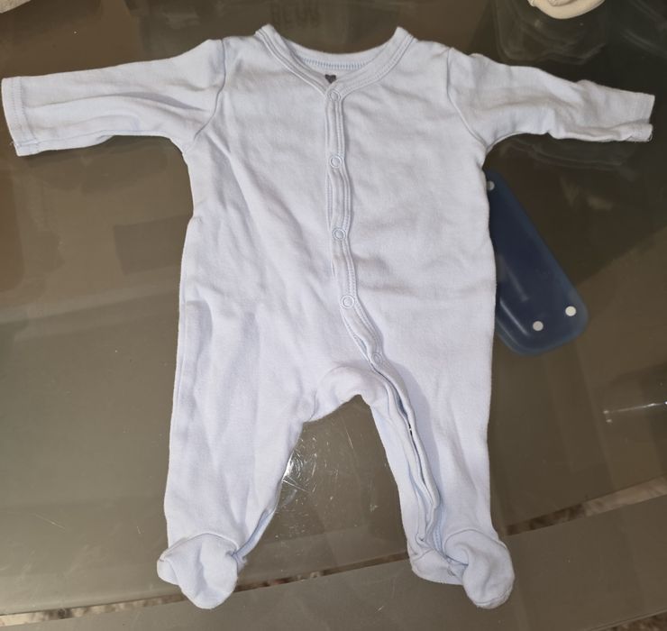 Hainute nou nascut baietel