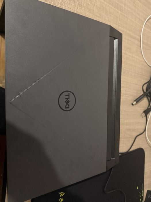 Игровой ноутбук Dell G15