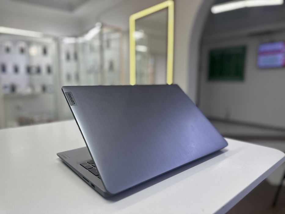 Ноутбук Lenovo