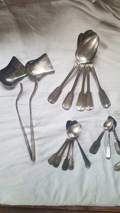 Немски (ABS) и австрийски (Bachmann Wien) прибори, чайник, поднос