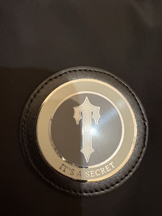 geaca trapstar neagra