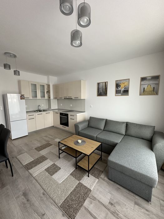 Дава се под наем Двустаен апартамент в Пловдив, Христо Смирненски - 70 кв.м за 459 € - Снимка #1