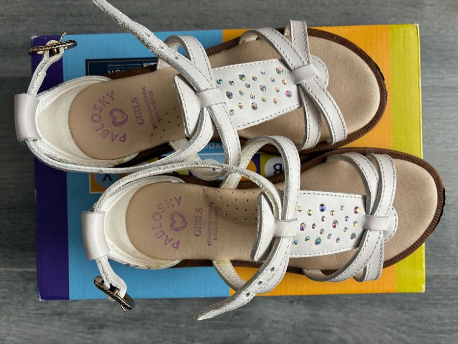 Детски сандали 29/30 номер, общо 8.50 евро