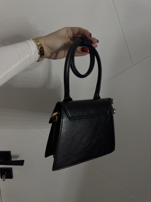 Чанти на jacquemus