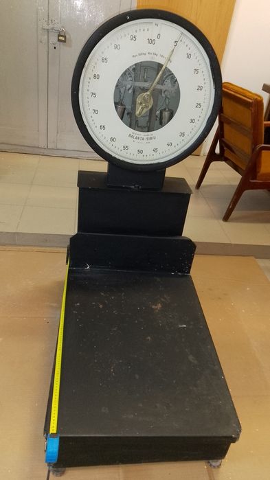 Vând cântar -balanta max.100kg.