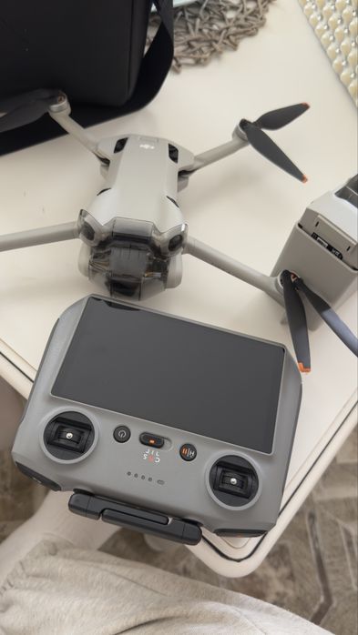 Drona DJI Mini 4 Pro