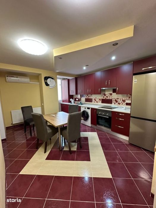 Apartament cu 4 camere de inchiriat  , 98 mp, Bd. Regele Mihai 1