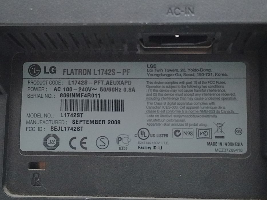 Lg monitor sotiladi yengidek