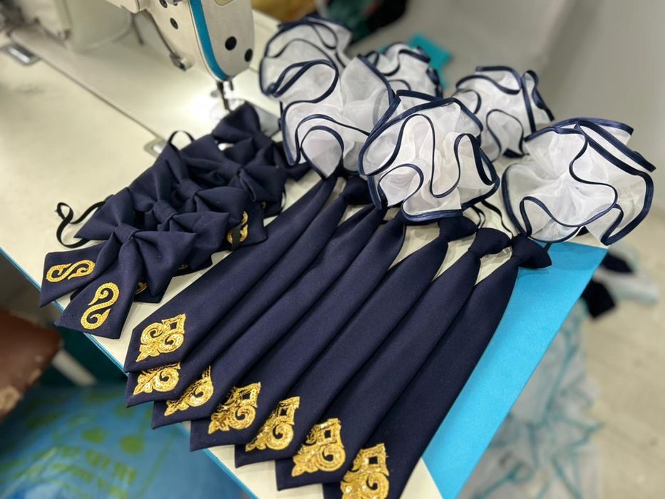 Бантики, галстуки